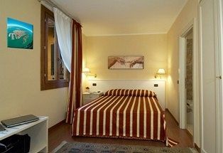 Pensión Venice Resorts Guest House *